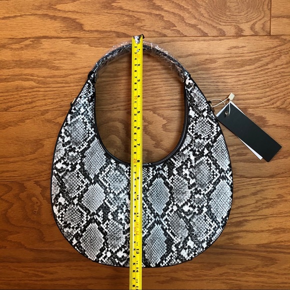 Snakeskin Shoulder Bag - Picture 4 of 7
